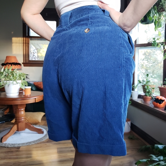 Vintage blue corduroy shorts - Picture 3 of 4